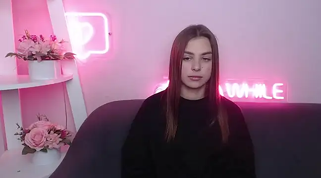 Snapshot of MilanaAngelAs chatting on 02.22.25 MilanaAngelAs online show from 02.22.25