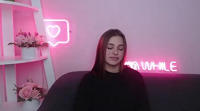 Snapshot of MilanaAngelAs chatting on 02.22.25 MilanaAngelAs online show from 02.22.25