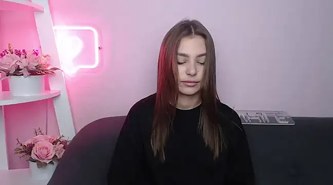 Snapshot of MilanaAngelAs chatting on 03.04.25 MilanaAngelAs online show from 03.04.25