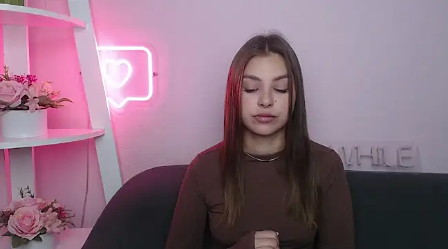 Snapshot of MilanaAngelAs chatting on 03.14.25 MilanaAngelAs online show from 03.14.25