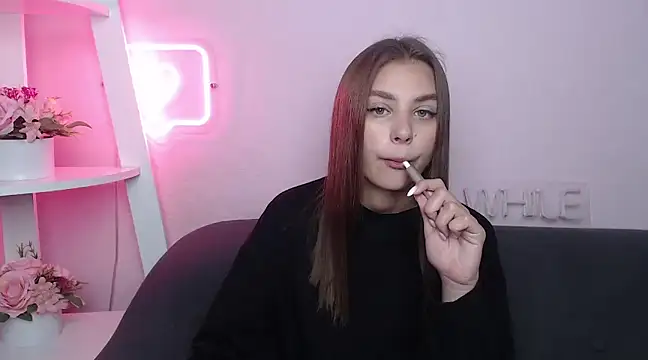 Snapshot of MilanaAngelAs chatting on 03.15.25 MilanaAngelAs online show from 03.15.25