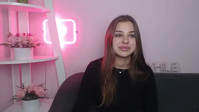 Snapshot of MilanaAngelAs chatting on 11.05.25 MilanaAngelAs online show from 11.05.25