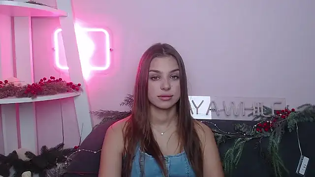 Snapshot of MilanaAngelAs chatting on 01.12.26 MilanaAngelAs online show from 01.12.26