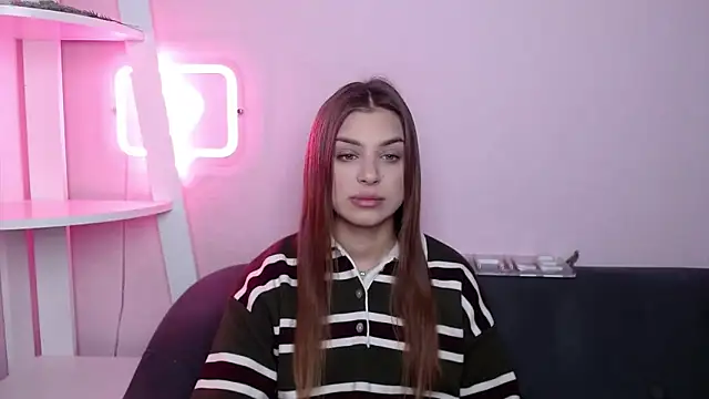 Snapshot of MilanaAngelAs chatting on 02.12.26 MilanaAngelAs online show from 02.12.26