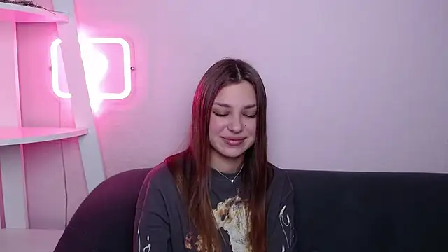 Snapshot of MilanaAngelAs chatting on 03.10.26 MilanaAngelAs online show from 03.10.26