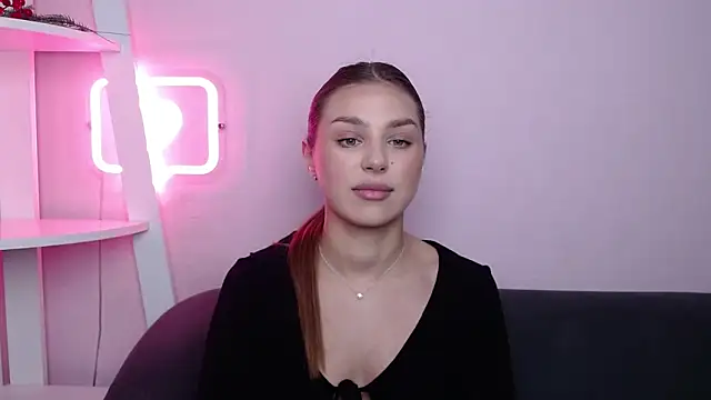 Snapshot of MilanaAngelAs chatting on 03.15.26 MilanaAngelAs online show from 03.15.26