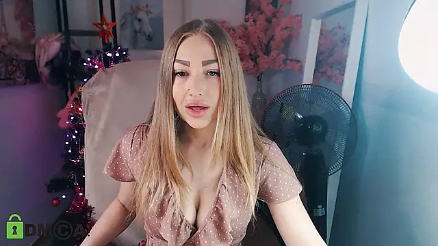  KittyBoo online show from 12.24.24