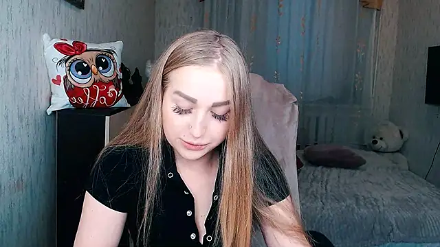  KittyBoo online show from 11.26.25