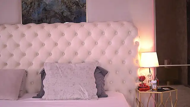 EvaZane online show from 07.29.26