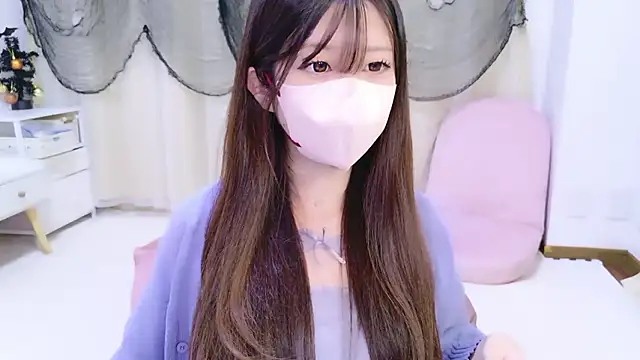 Snapshot of MAOchaso chatting on 10.26.25 MAOchaso online show from 10.26.25