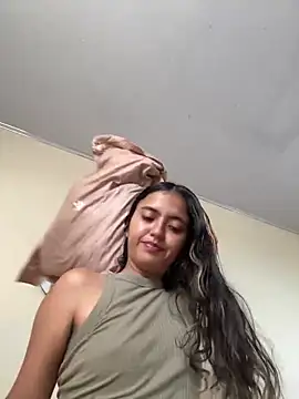 Snapshot of ViolettaSummer chatting on 11.01.25 ViolettaSummer online show from 11.01.25