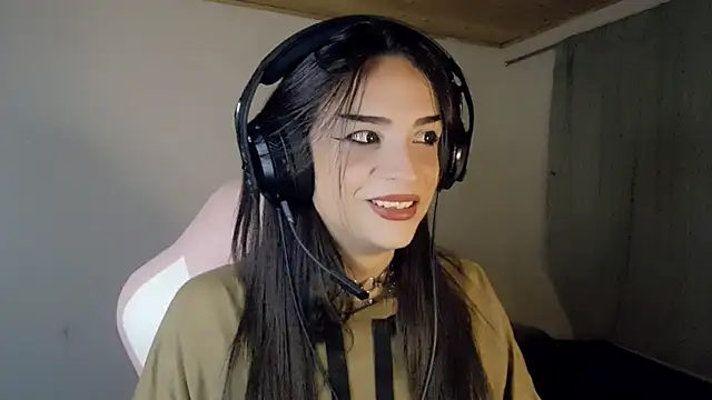 Dollbehavior  online show from 01.08.26