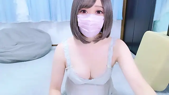 Snapshot of -YU- chatting on 12.05.25 -YU- online show from 12.05.25