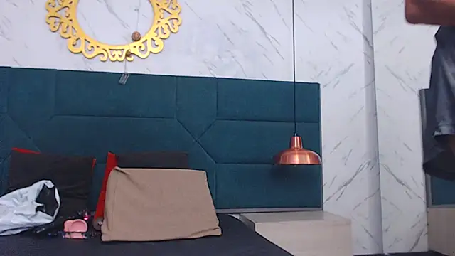 Snapshot of chanel_grant chatting on 11.12.25 chanel grant online show from 11.12.25