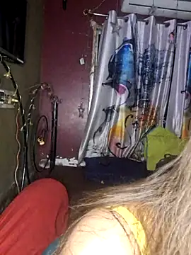 Snapshot of Maaya66 chatting on 11.27.25 Maaya66 online show from 11.27.25