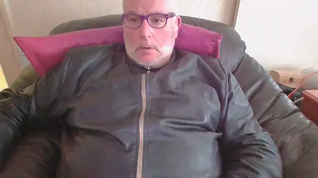 Snapshot of Leatherman63 chatting on 06.30.26 Leatherman63 online show from 06.30.26
