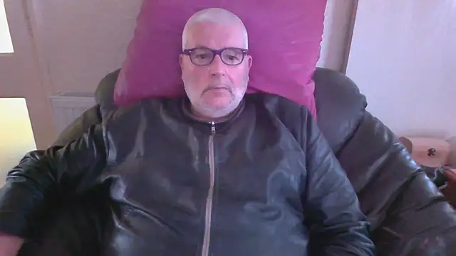 Snapshot of Leatherman63 chatting on 07.25.26 Leatherman63 online show from 07.25.26