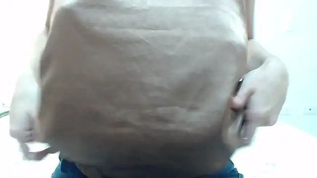 Snapshot of Caribbean_beauty_ chatting on 11.11.25 Caribbean beauty online show from 11.11.25