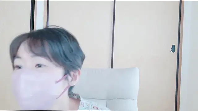 Snapshot of xxArisaxx chatting on 05.16.26 xxArisaxx online show from 05.16.26