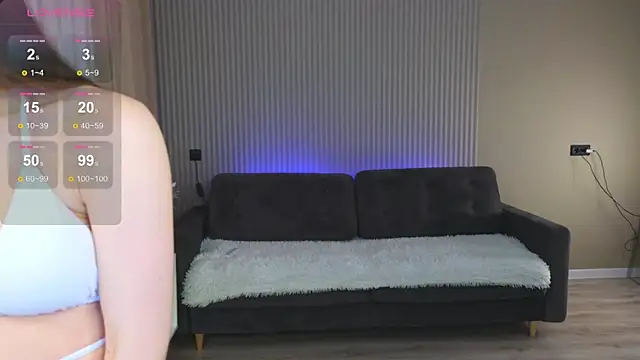 Snapshot of sofia__home chatting on 10.19.25 sofia  home online show from 10.19.25