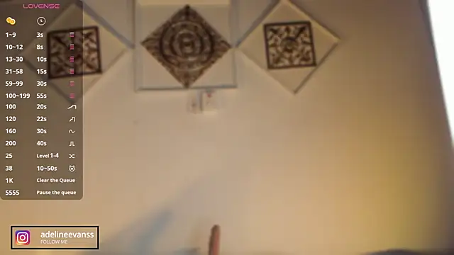 AdelineEvanss online show from 02.10.25