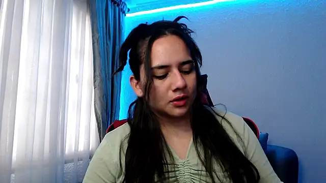 Lexyevans online show from 12.02.24