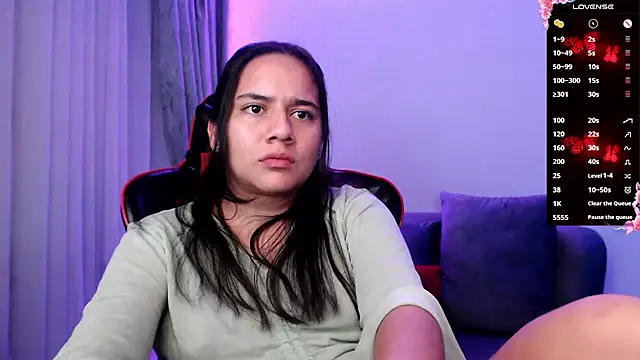 Lexyevans online show from 02.20.25