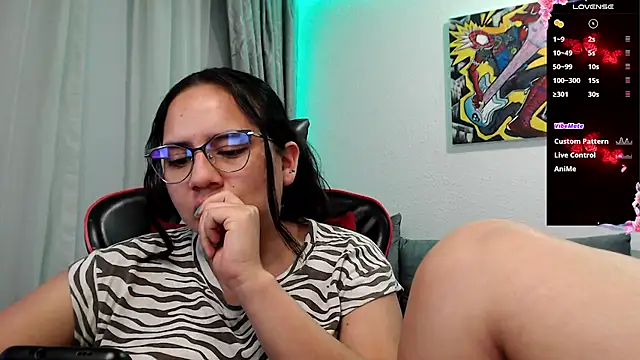 Lexyevans online show from 03.18.25