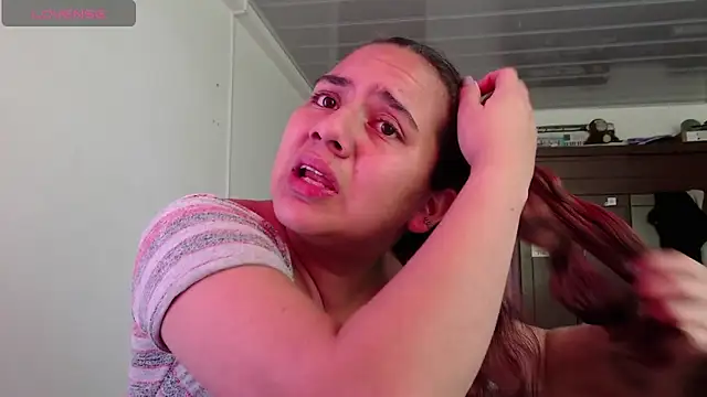 Lexyevans online show from 10.06.25