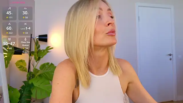 sexuallycorrecte online show from 05.03.26