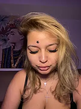 AllysonK online show from 11.14.25