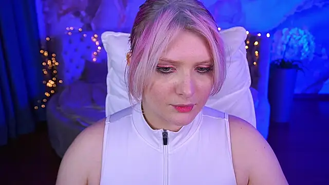 CoolTatis online show from 10.24.25