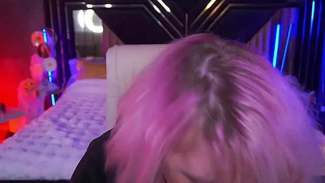 CoolTatis online show from 11.02.25