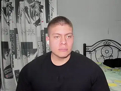 Snapshot of regan_jhonso chatting on 12.21.25 regan jhonso online show from 12.21.25