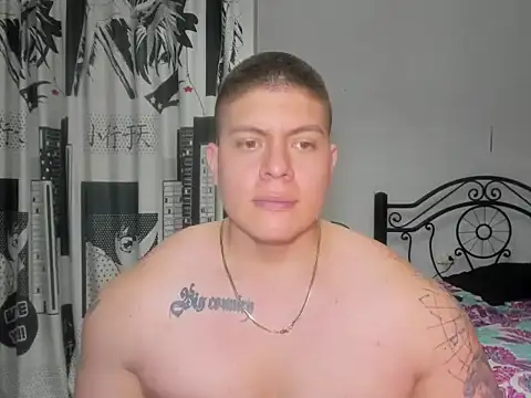 Snapshot of regan_jhonso chatting on 01.08.26 regan jhonso online show from 01.08.26