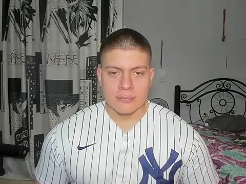 Snapshot of regan_jhonso chatting on 02.16.26 regan jhonso online show from 02.16.26