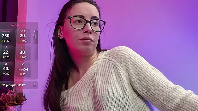 Snapshot of RitaSonnet chatting on 01.10.25 RitaSonnet online show from 01.10.25