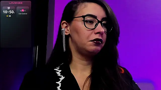 Snapshot of RitaSonnet chatting on 11.14.25 RitaSonnet online show from 11.14.25