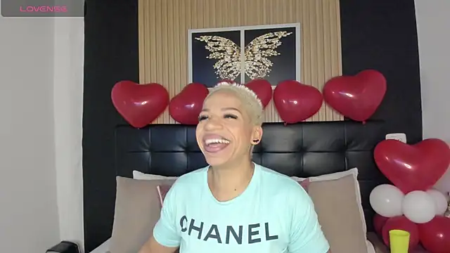 summer night  online show from 02.16.25