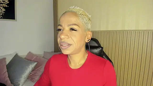 summer night  online show from 10.02.25