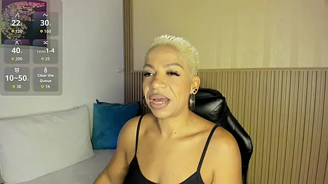 summer night  online show from 11.05.25