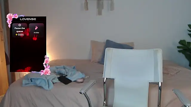 Snapshot of Abii_26 chatting on 11.21.25 Abii 26 online show from 11.21.25