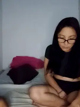 KarameloVzla online show from 12.17.25