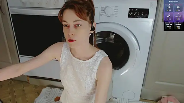 Amina Barbarian online show from 09.24.25