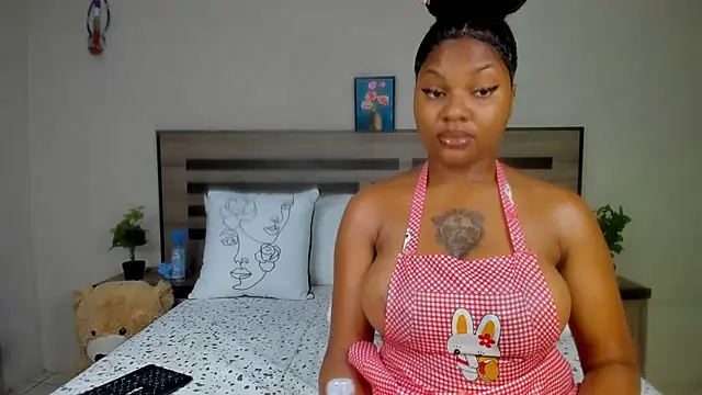 Snapshot of Renee-18 chatting on 12.15.24 Renee-18 online show from 12.15.24