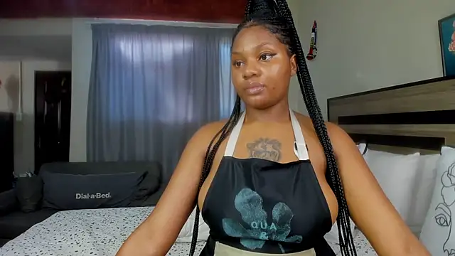 Snapshot of Renee-18 chatting on 01.21.25 Renee-18 online show from 01.21.25