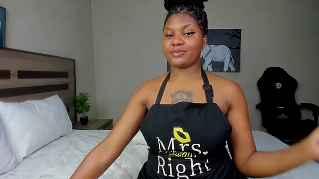 Snapshot of Renee-18 chatting on 02.25.25 Renee-18 online show from 02.25.25