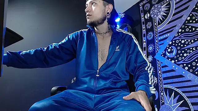 Snapshot of Dicaprioo_ chatting on 02.21.25 Dicaprioo online show from 02.21.25