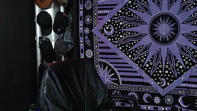 Snapshot of Dicaprioo_ chatting on 03.06.25 Dicaprioo online show from 03.06.25