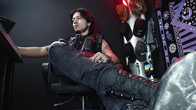 Snapshot of Dicaprioo_ chatting on 03.12.25 Dicaprioo online show from 03.12.25